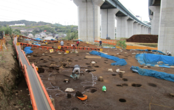 上粕屋・秋山遺跡